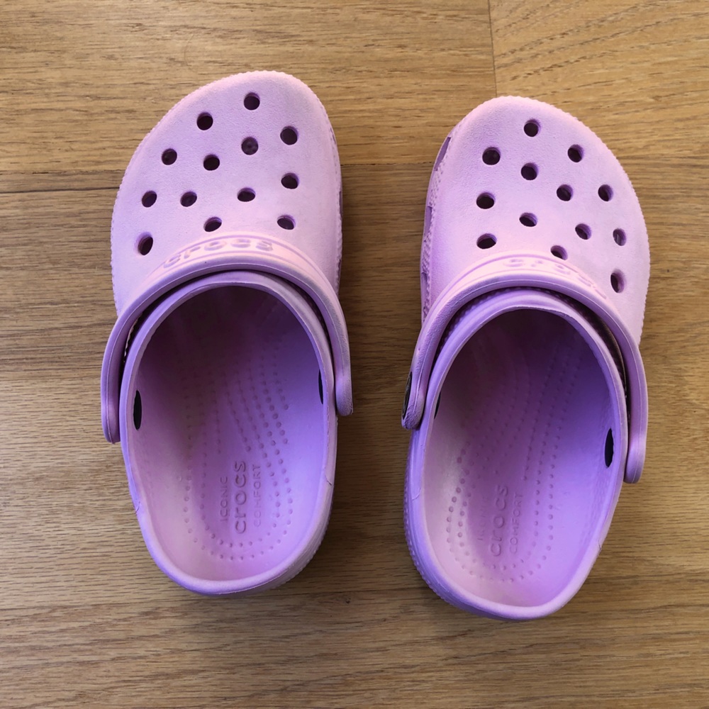 Pink crocs girl classic clog C10